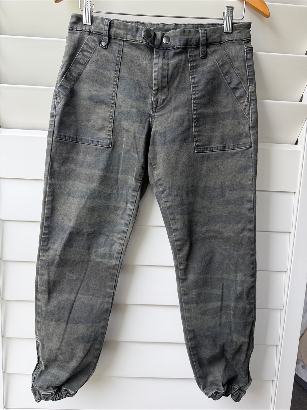 Blank NYC Camo Utility Ankle Pants | sz 29
